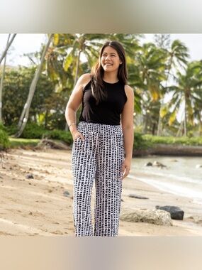 Coco Moon Hawaii Hebrew Shell-ish Women's Bamboo Pants Size Medium